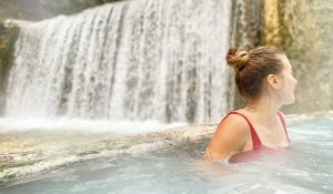 Rutas frescas: lugares imperdibles para escapar del calor en auto