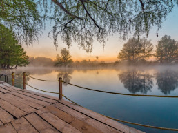 Amanecer con bruma en la laguna de la media luna en rioverde San Luis Potosí